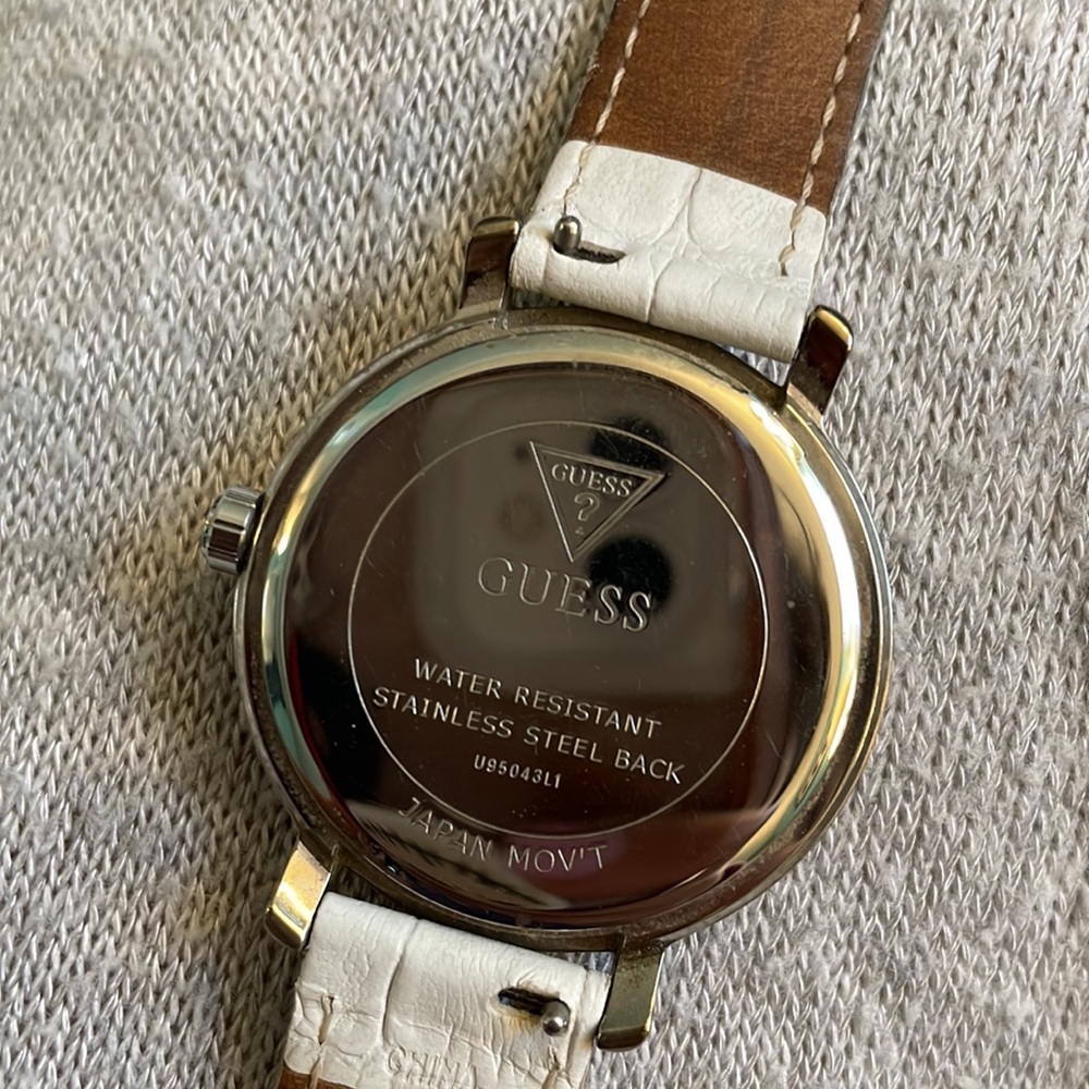 Guess watch - Picture 3 of 7